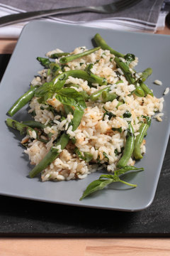 Risotto with green beans and basil