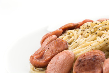 spaghetti cream sauce with sausage