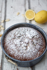 Torta soffice limone e mandorle
