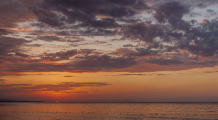 Fototapeta premium beautiful sunset at the beach