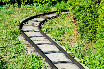 Obraz premium Schienen einer Garteneisenbahn