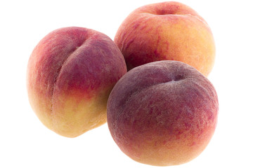 Три персика