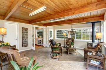 Excellent relaxation room with many windows.