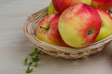 Few apples