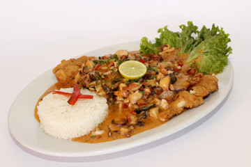 Peruvian Dish: Fried fish with sauce called 