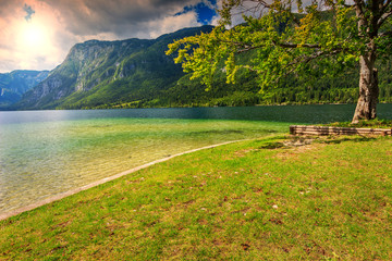 Fototapety  Wspaniały alpejski krajobraz, jezioro Bohinj, Słowenia, Europa