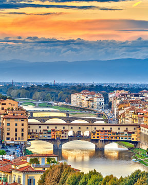 Bridges Over Arno River In Florence