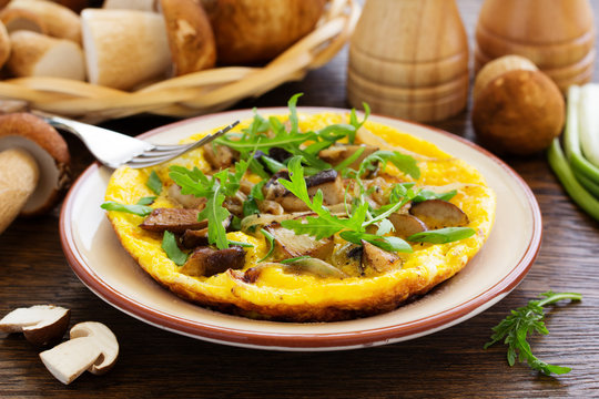 Omelette (frittata) with wild mushrooms.