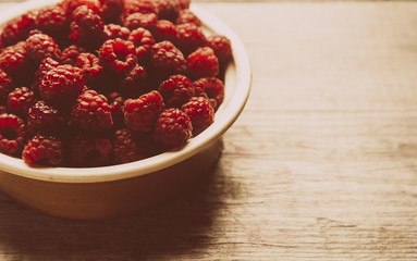 Fresh raspberries in a bowl