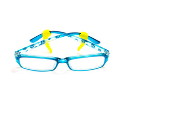 Color eyeglasses with yellow arm