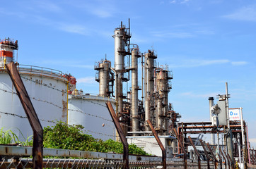 Fototapeta na wymiar petrochemical industrial plant, Keihin Industrial Area, Kawasaki, Japan
