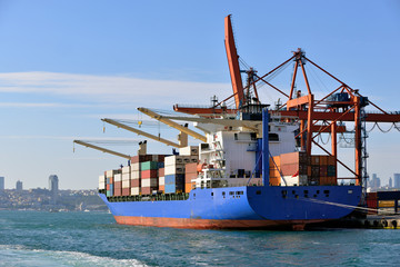 Container ship