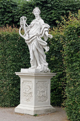 Fototapeta na wymiar Schonbrunn palace in Vienna Austria - Garden statue