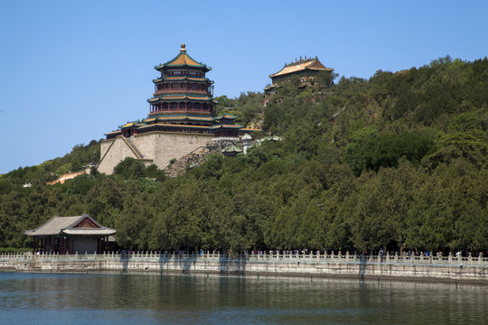 頤和園の昆明湖