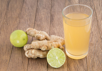 Jugo de jengibre y limón