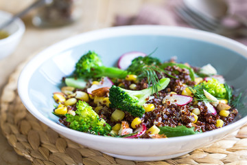 Red Quinoa with corn and broccoli salad