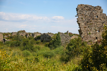 Fototapeta na wymiar Side ruins in Turkey