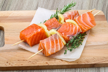 Salmon skewer