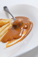 caramel and pancakes