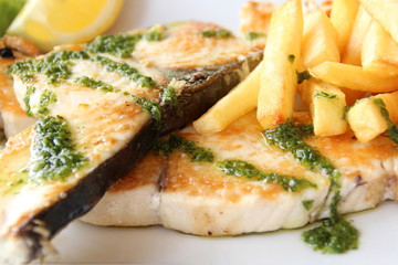 Fisch und Pommes