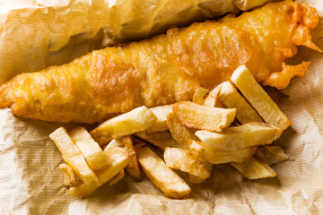 英国式フィッシュアンドチップスTraditional British fish & Tips
