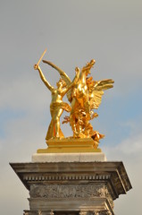 Pont Alexandre 3,PARIS sculptures