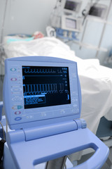 Monitoring of the patient's vital signs in hospital