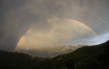 Regenbogen über dem Gardasee