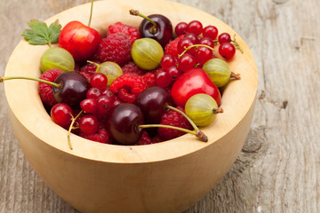 Seasonal fruits; gooseberry, currant, cherry, raspberry.