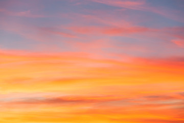 Obraz premium Clear orange and blue sunset sky