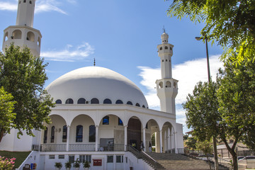 Fototapeta na wymiar Muslim Mosque, Foz do Iguacu, Brazil.