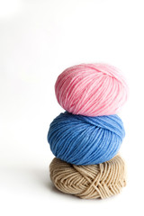 colour knitting ball
