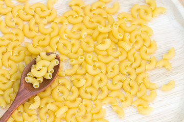 raw macaroni pasta