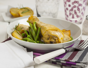 Chicken with vegetables and potatoes