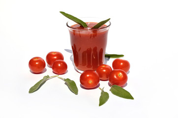 Tomato juice with cherry tomatoes