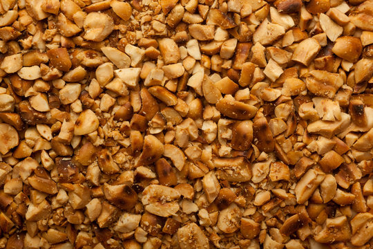 Crushed roasted peanuts