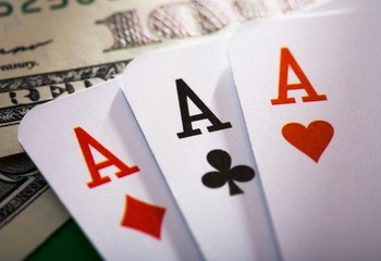 Obraz premium the close up of the poker cards