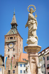 Fototapeta na wymiar Schmalzturm with Mary fountain