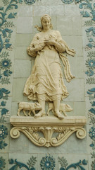 Obraz premium скульптура в архитектуре