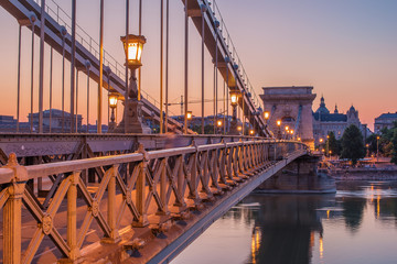 Fototapeta na wymiar Budapest, Hungary. The Szechenyi Chain Bridge in in the sunrise