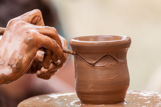 Decorating pottery