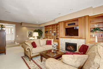Classic living room with state of the art hom with brilliant dec