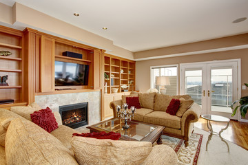 Classic living room with state of the art hom with brilliant dec