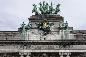Fototapeta na wymiar Triumphal arch (Arc de Triomphe), Cinquantenaire park, Brussels.
