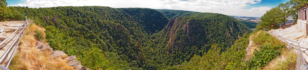 Das Bodetal mit der Roßtrappe im Harz