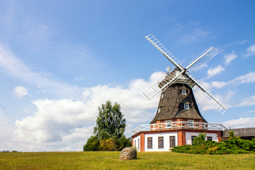 Fototapeta na wymiar Windmühle Klütz