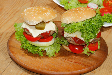 Hamburger, Fast food, Junk food, Hacksteak, Salat, Tomaten, Käse