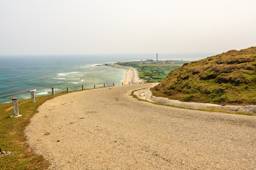 Road on island in Quang Ngai province, Vietnam © Nguyen Vu Quan