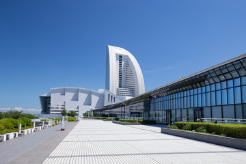 パシフィコ横浜とグランド・インターコンチネンタルホテル