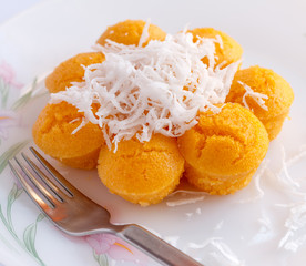 Toddy Palm Cake (Kanom Tarn)